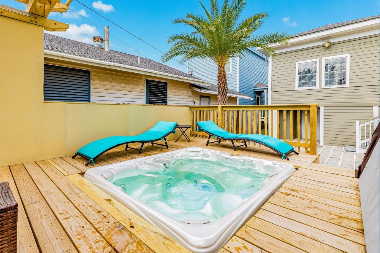 Villa Ocean Waves Galveston Exterior foto